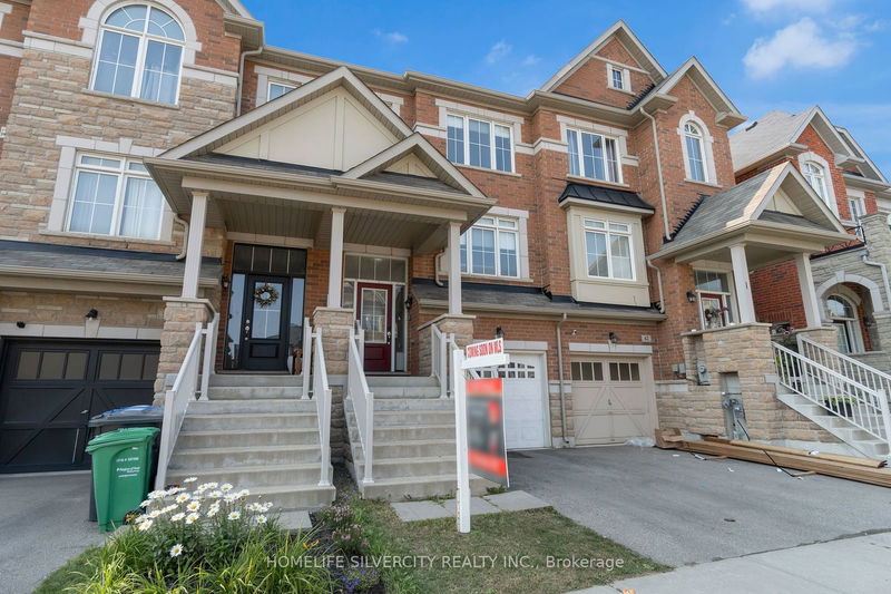 60 Rockman Cres  Brampton, L7A 4A7 | Image 4