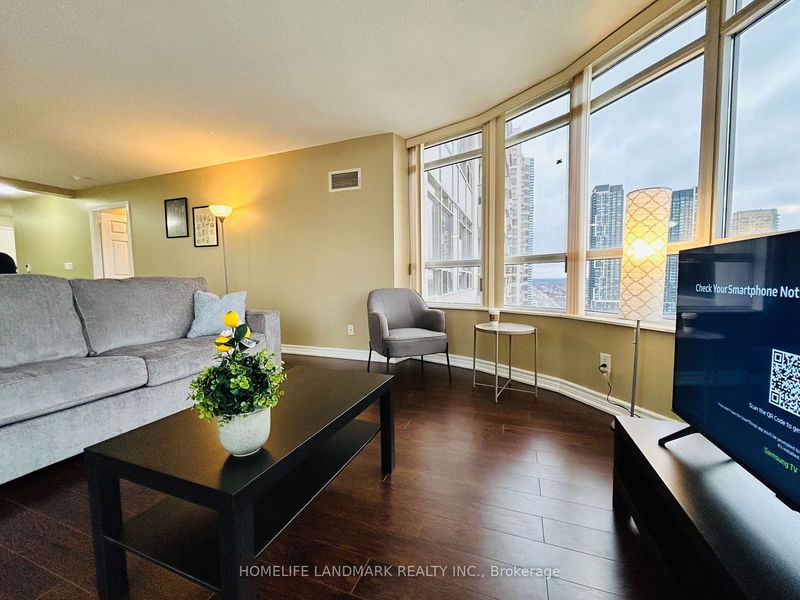 home for lease on 2220-3888 Duke Of York Boulevard