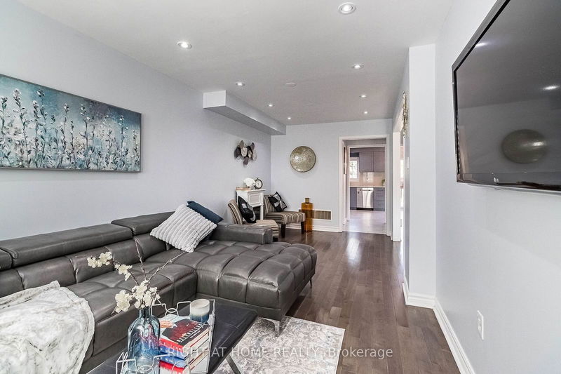 5815 Tiz Rd  Mississauga, L5R 0B6 | Image 5