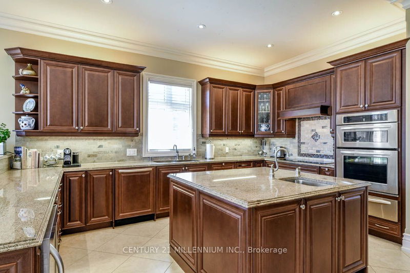 3 Castlewood Crt  Caledon, L7K 0C1 | Image 16