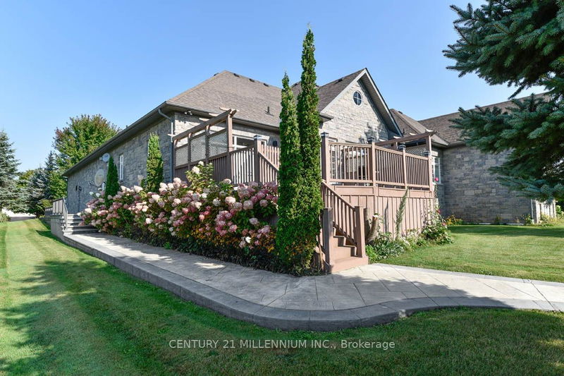 3 Castlewood Crt  Caledon, L7K 0C1 | Image 20