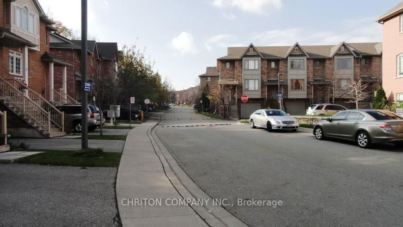 home for lease on 9-2360 Britannia Road W