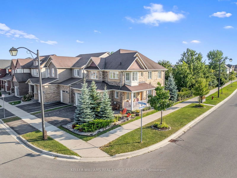 1002 Solomon Crt  Milton, L9T 8G9 | Image 1