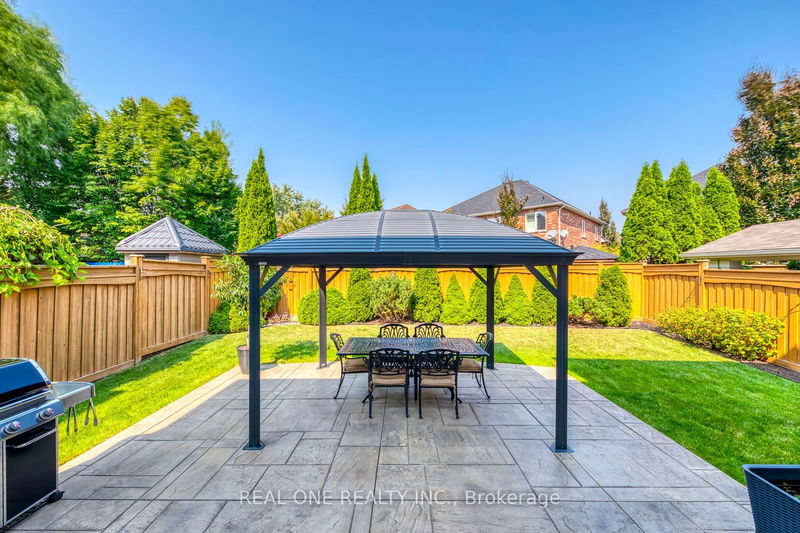 2395 Thruxton Dr  Oakville, L6H 0B3 | Image 36