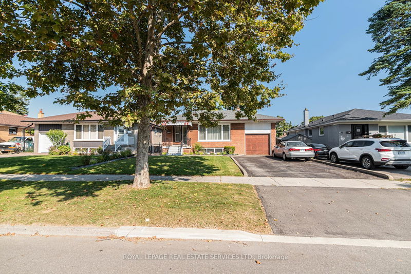 48 Faversham Cres  Toronto, M9C 3X6 | Image 3