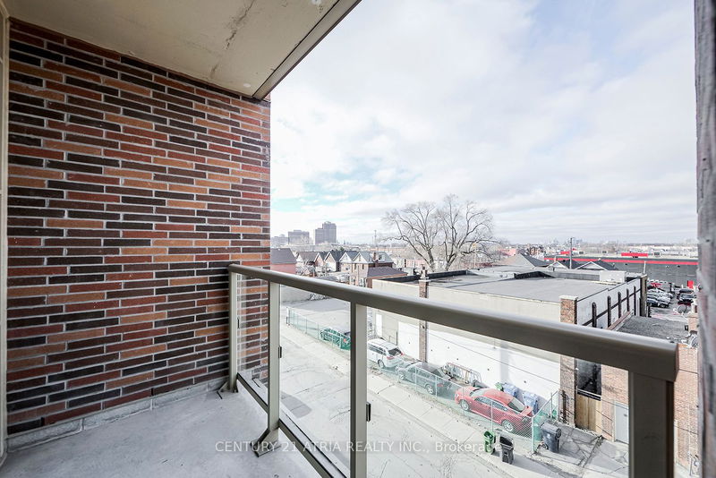  407 - 1787 St. Clair Ave  Toronto, M6N 1J6 | Image 11