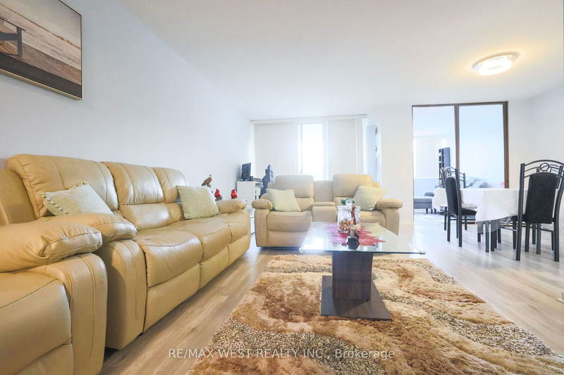  212 - 75 Emmett Ave  Toronto, M6M 5A7 | Image 11