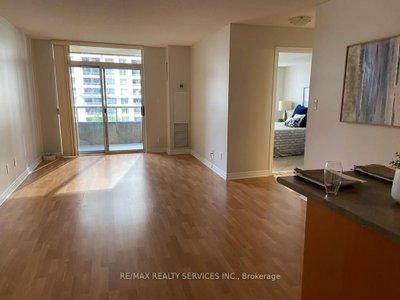 Unit 718 — 3880 Duke Of York Boulevard — photo 6