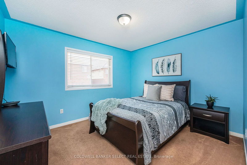 17 Roxton Cres  Brampton, L7A 2A9 | Image 16