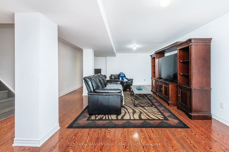 17 Roxton Cres  Brampton, L7A 2A9 | Image 21