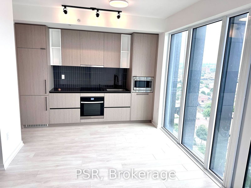 home for lease on 1608-1285 Dupont Street