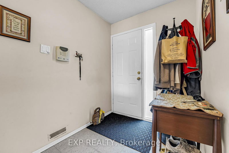 4218 Sunflower Dr  Mississauga, L5L 2L5 | Image 4