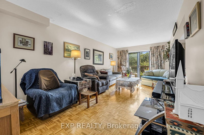 4218 Sunflower Dr  Mississauga, L5L 2L5 | Image 6