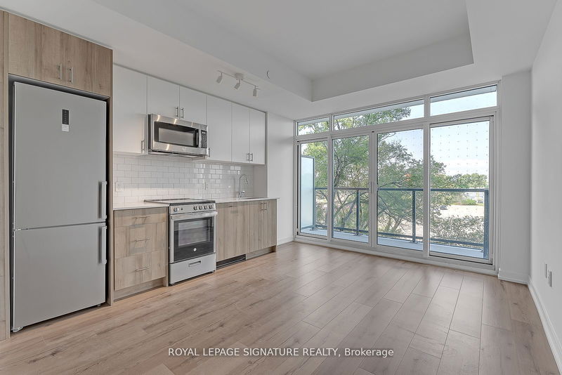 home for lease on 319-1195 The Queensway