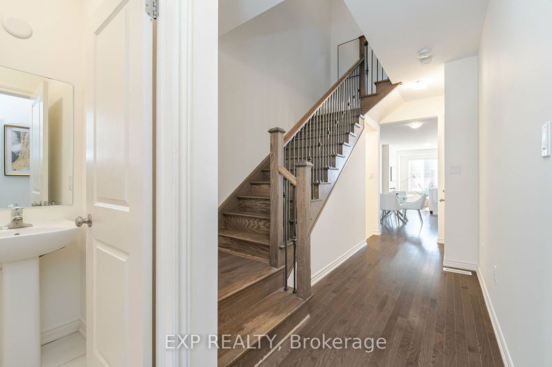 10 Donald Ficht Cres  Brampton, L7A 5H8 | Image 13