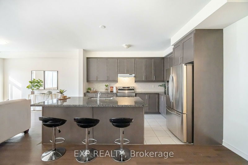 10 Donald Ficht Cres  Brampton, L7A 5H8 | Image 8