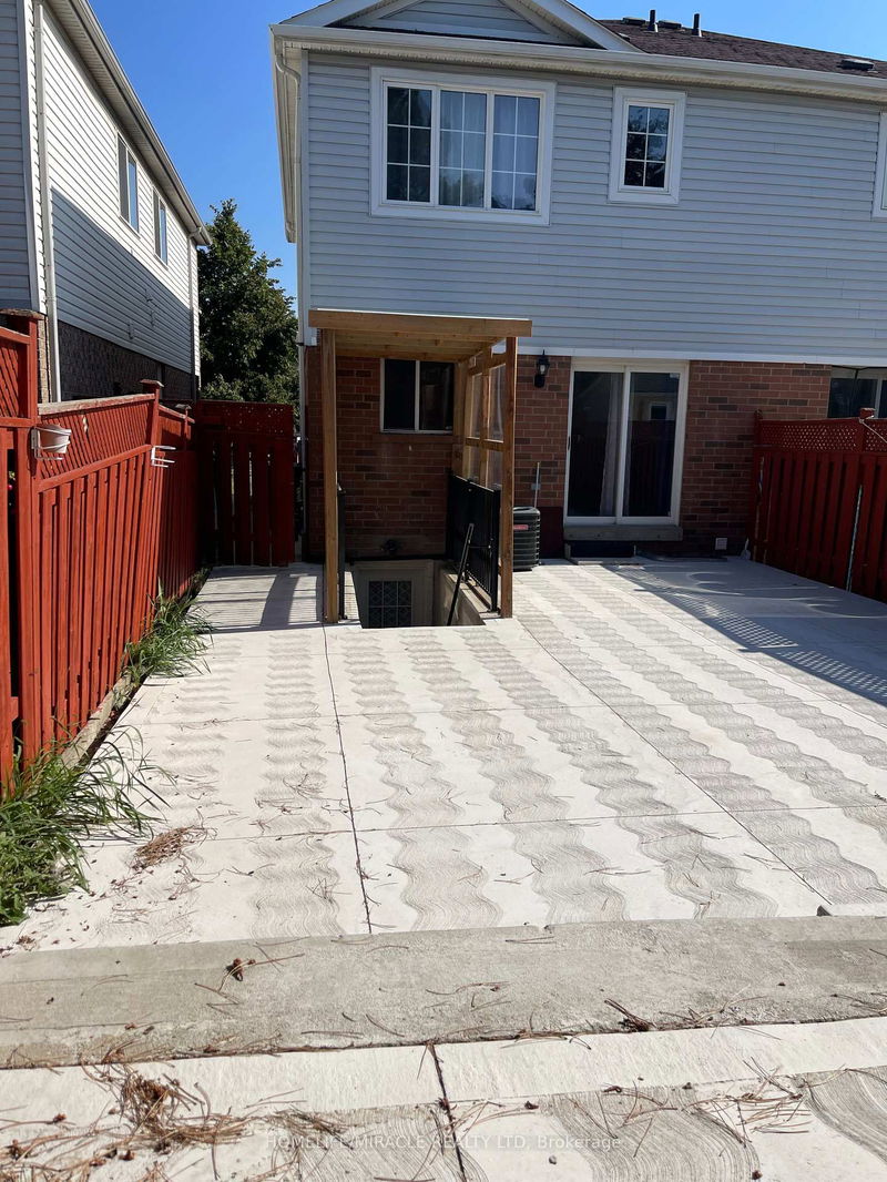 home for lease on Lower-90 Cordgrass Crescent