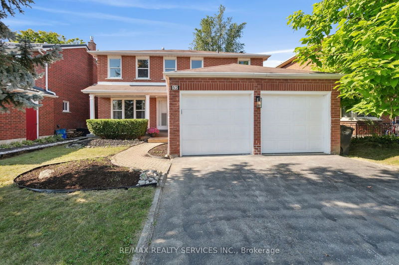 home for sale on 52 Nipissing Crescent