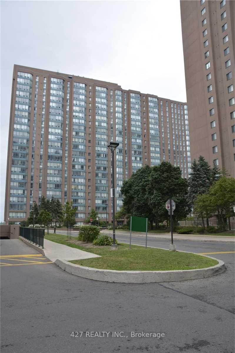  1601 - 155 Hillcrest Ave  Mississauga, L5B 3Z2 | Image 2