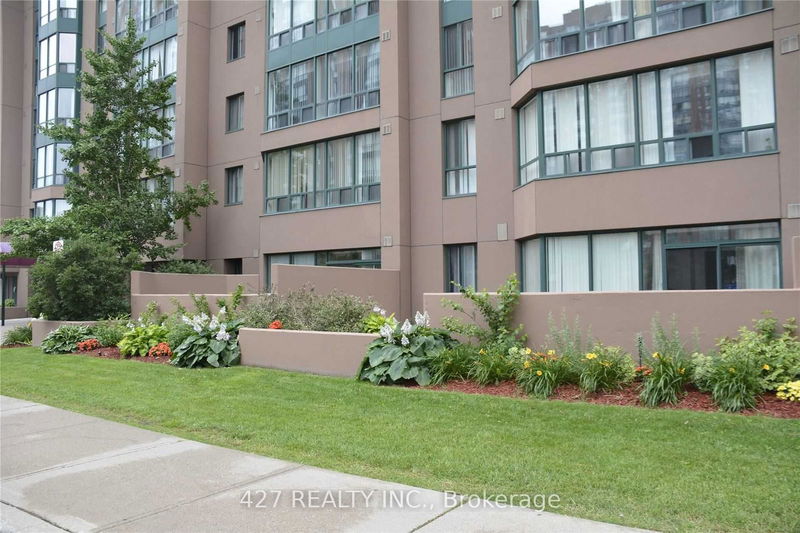  1601 - 155 Hillcrest Ave  Mississauga, L5B 3Z2 | Image 4