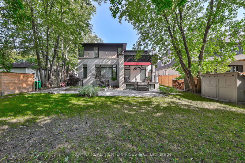 1372 Kenmuir Ave  Mississauga, L5G 4B4 | Image 35