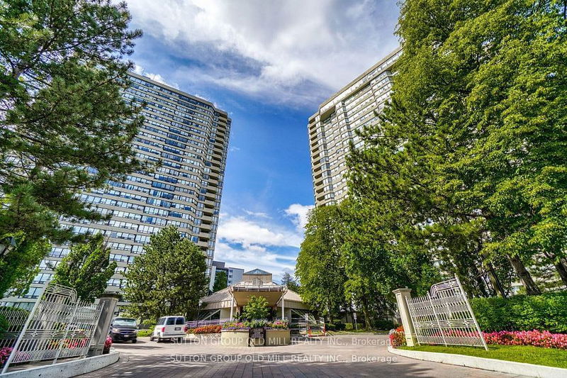 home for lease on 1807-1300 Islington Avenue