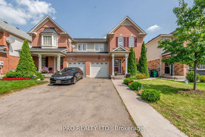 home for sale on 17 Frontenac Crescent