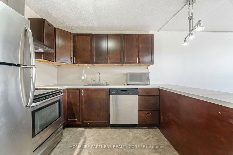  303 - 40 Panorama Crt  Toronto, M9V 4M1 | Image 14