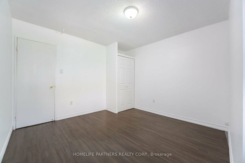  303 - 40 Panorama Crt  Toronto, M9V 4M1 | Image 20