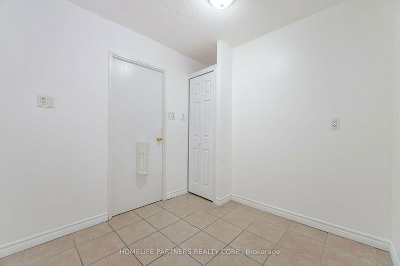  303 - 40 Panorama Crt  Toronto, M9V 4M1 | Image 24