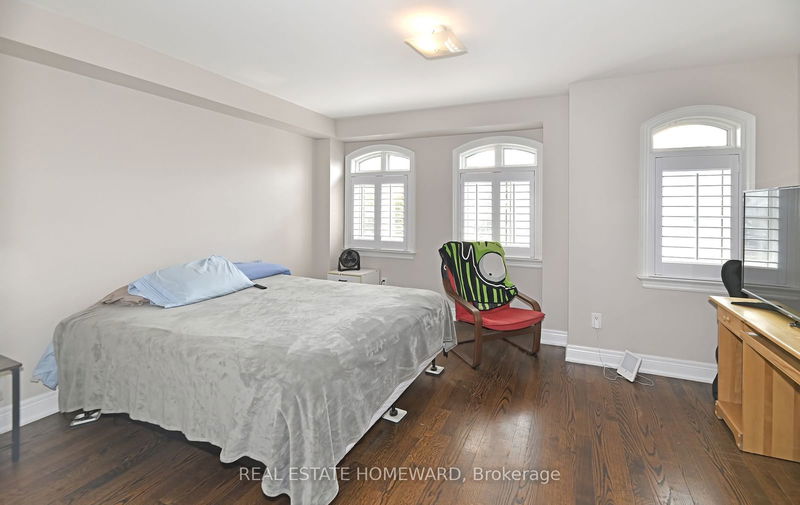 264 Dalesford Rd  Toronto, M8Y 1G5 | Image 24