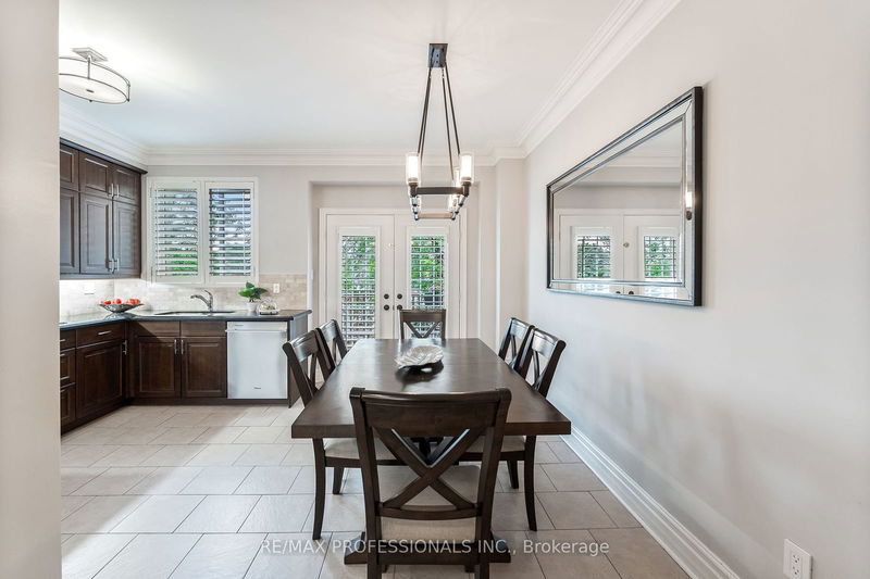 7 Greystone Crt  Toronto, M8V 4A5 | Image 13