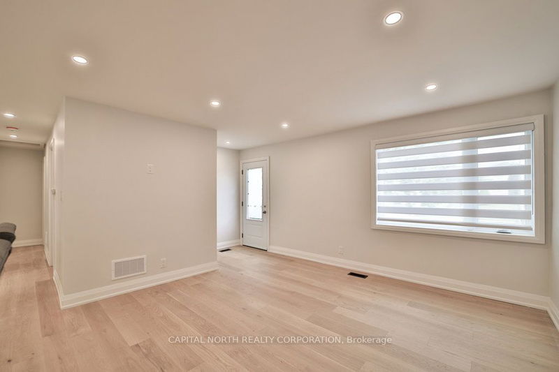 130 Calvington Dr  Toronto, M3M 2M4 | Image 15