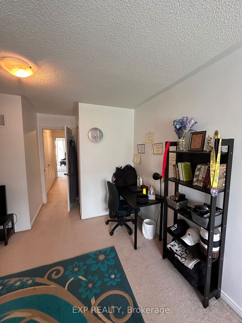 558 Candlestick Circ  Mississauga, L4Z 0B1 | Image 10