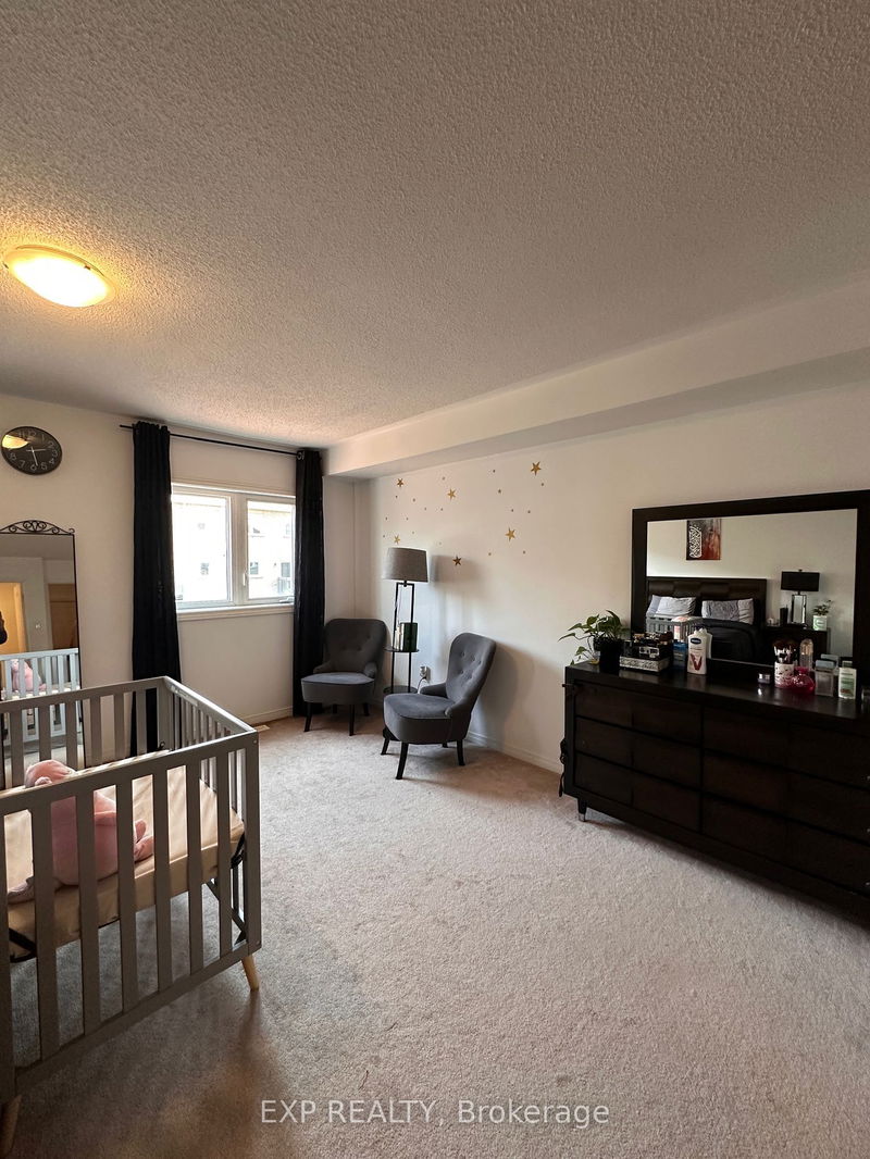 558 Candlestick Circ  Mississauga, L4Z 0B1 | Image 13