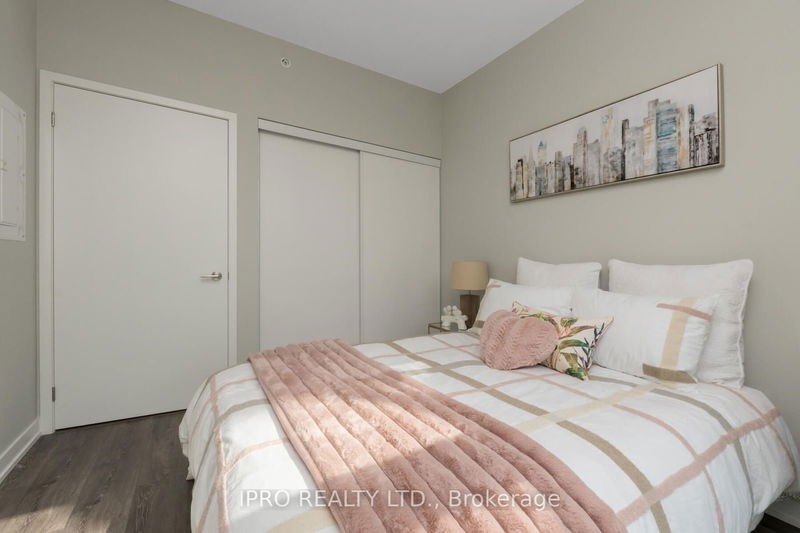  822 - 1787 St Clair Ave W Toronto, M6N 0B7 | Image 18