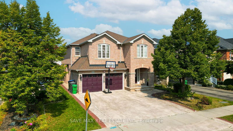 85 Botavia Downs Dr  Brampton, L7A 3R5 | Image 1