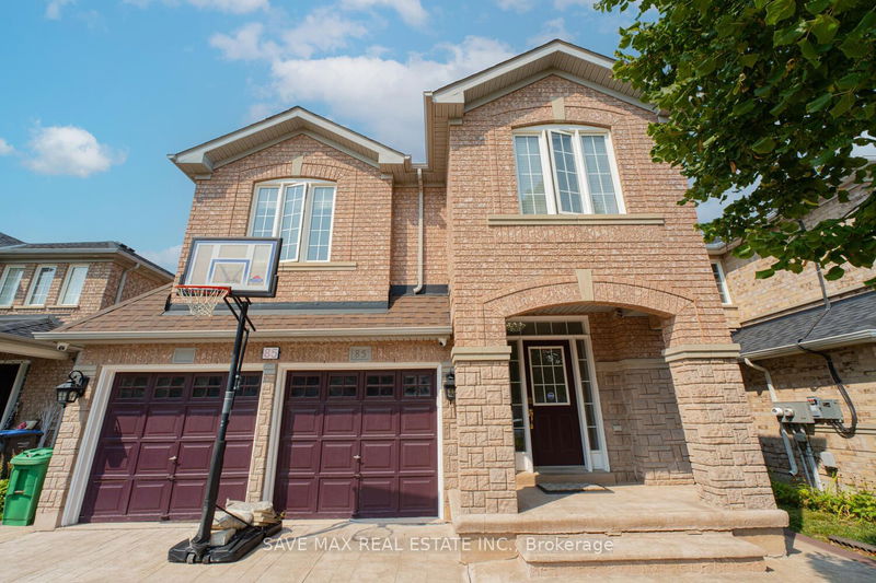 85 Botavia Downs Dr  Brampton, L7A 3R5 | Image 3