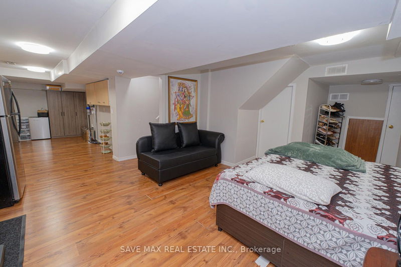 85 Botavia Downs Dr  Brampton, L7A 3R5 | Image 31