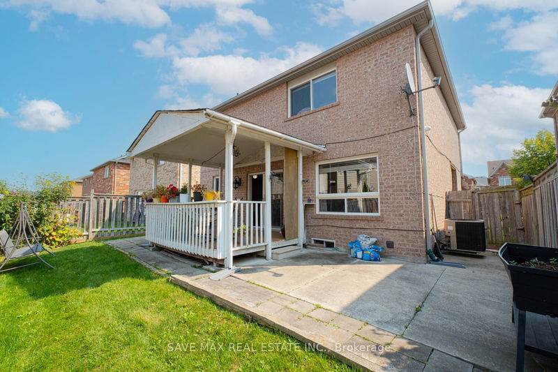 85 Botavia Downs Dr  Brampton, L7A 3R5 | Image 39