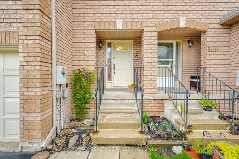  98 - 200 Cresthaven Rd  Brampton, L7A 1J5 | Image 3