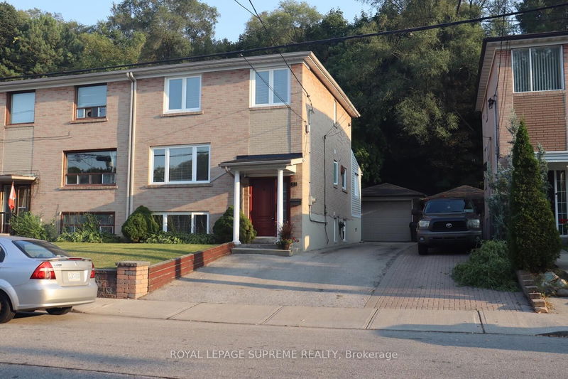 58 Edinborough Crt  Toronto, M6N 2E8 | Image 2