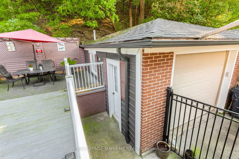 58 Edinborough Crt  Toronto, M6N 2E8 | Image 39