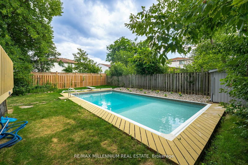 5 Madoc Rd  Brampton, L6V 1Z8 | Image 39