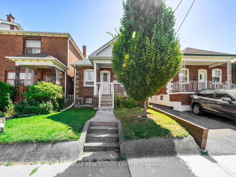 home for lease on 179 Livingstone Avenue