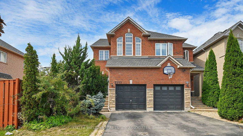 home for lease on Upper-3285 Apricot Street