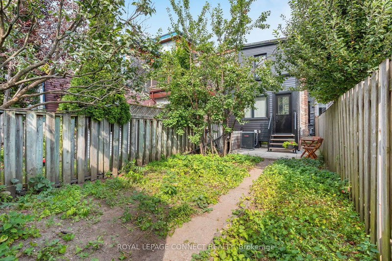 44 Symington Ave  Toronto, M6P 3W1 | Image 38