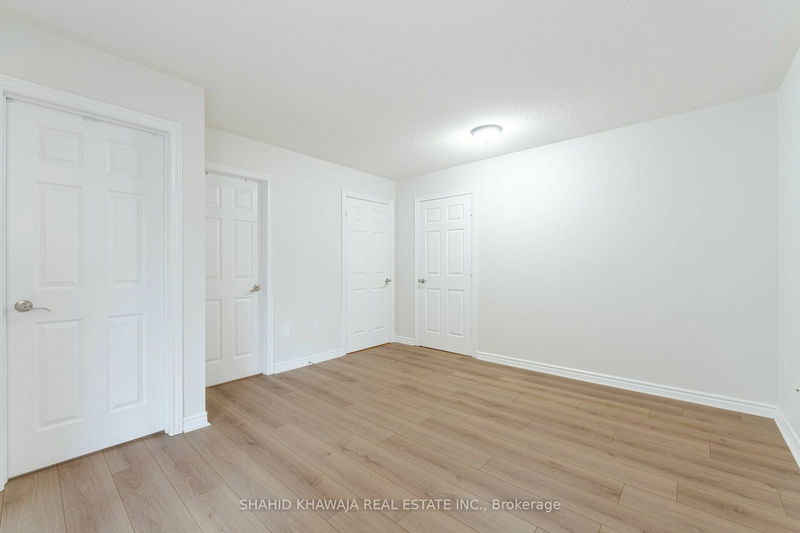 3065 Mission Hill Dr  Mississauga, L5M 0B8 | Image 25