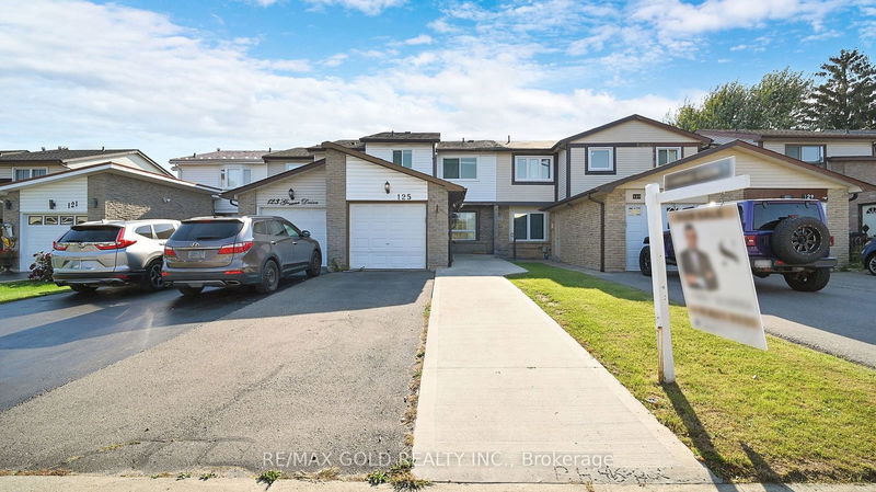 125 Greene Dr  Brampton, L6V 2P2 | Image 1