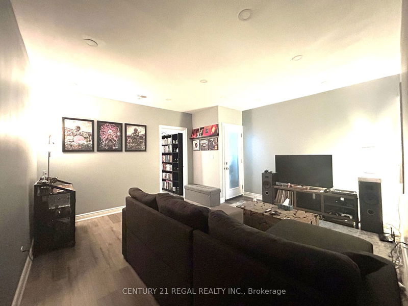 home for lease on upper-1250 Bloor Street W